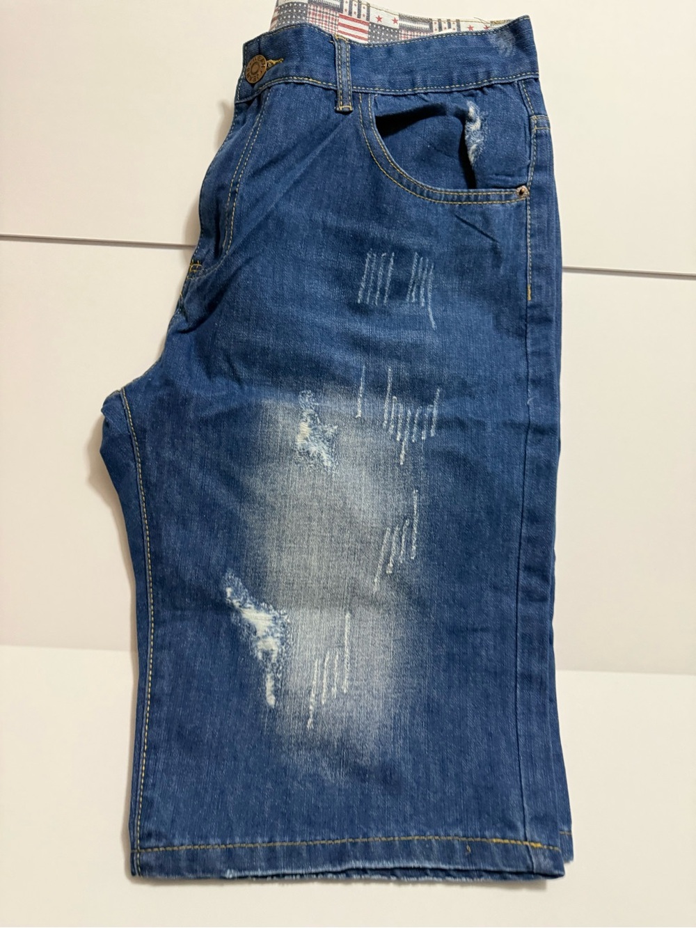 Women's Straight-Leg Distressed Blue Jeans